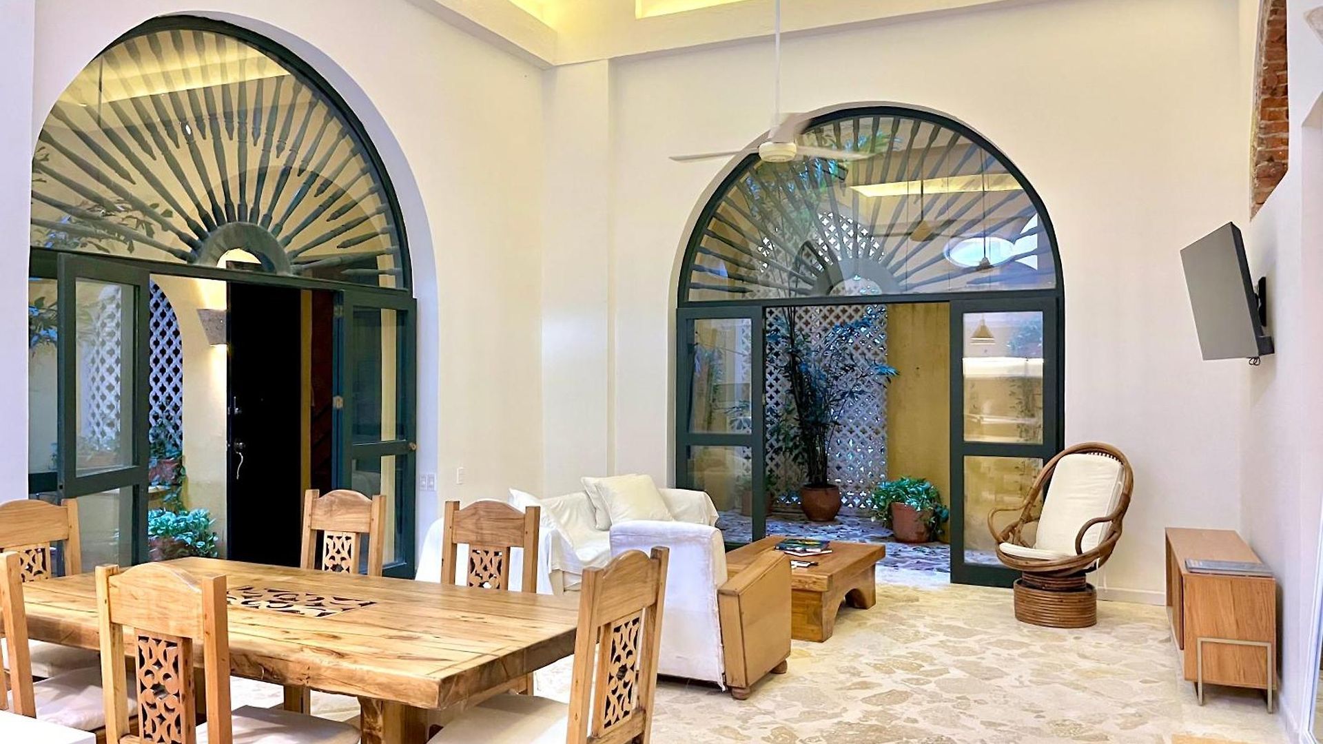 Apartamento By Calamari Homes - El Porvenir 206 Walled *