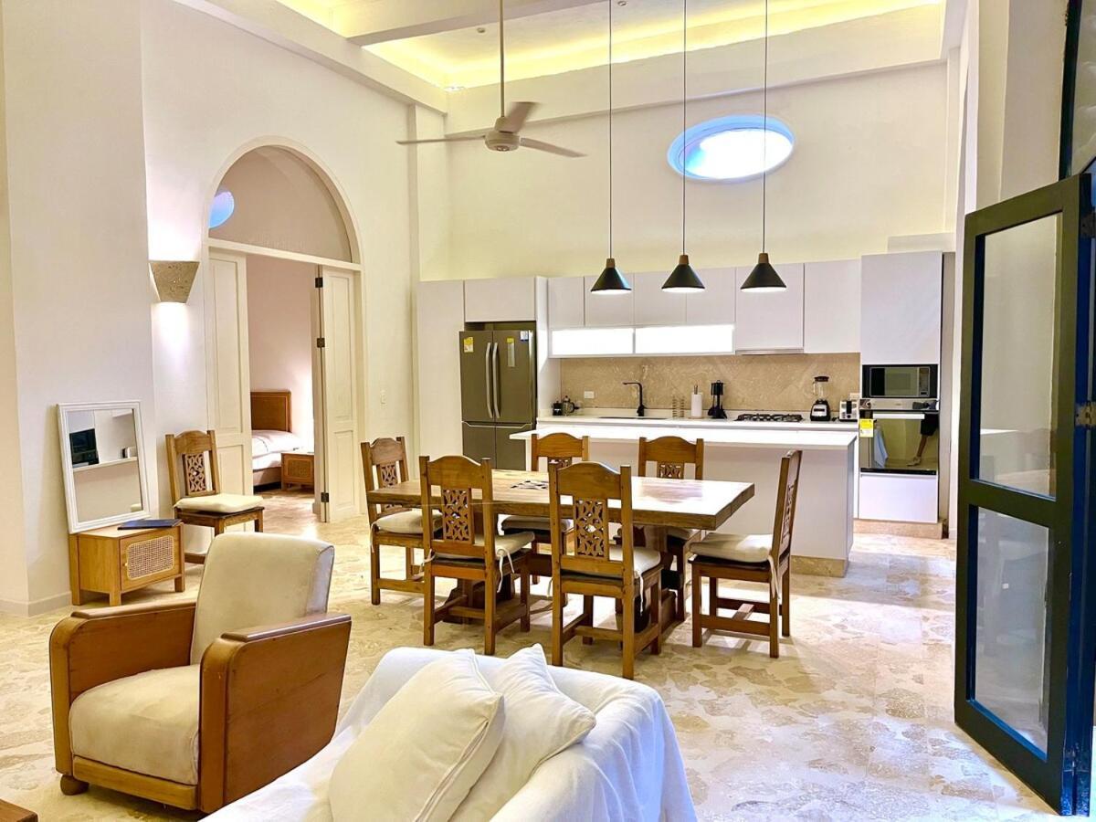 By Calamari Homes - El Porvenir 206 Walled Apartamento *
